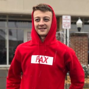 Meet your Posher, Lance